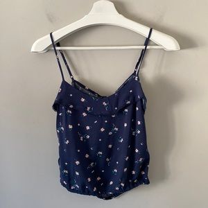 ✨ 3 for $35 ✨ LA Hearts Navy Floral Ruffle Crop Top